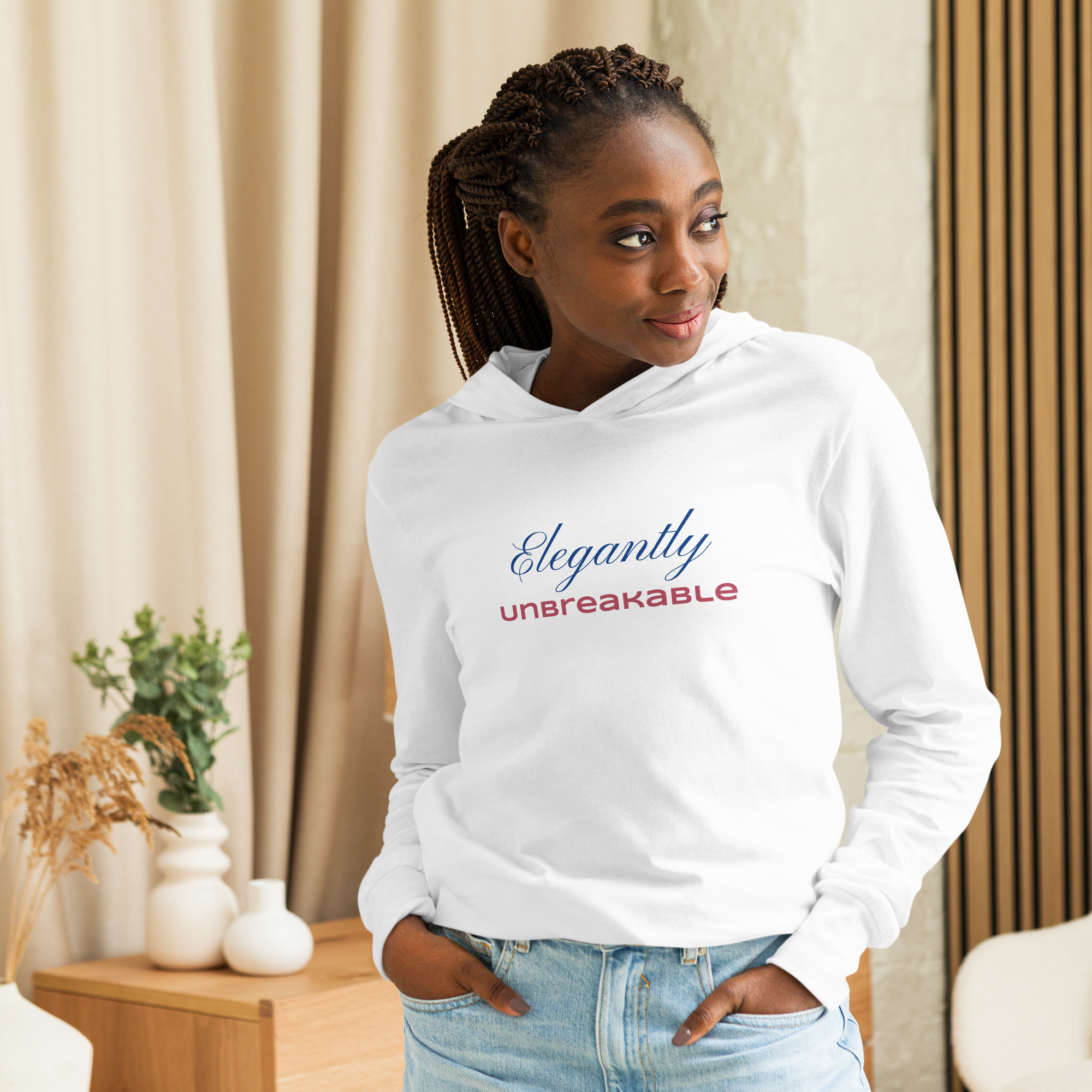 ELEGANTLY UNBREAKABLE - Hooded long-sleeve tee