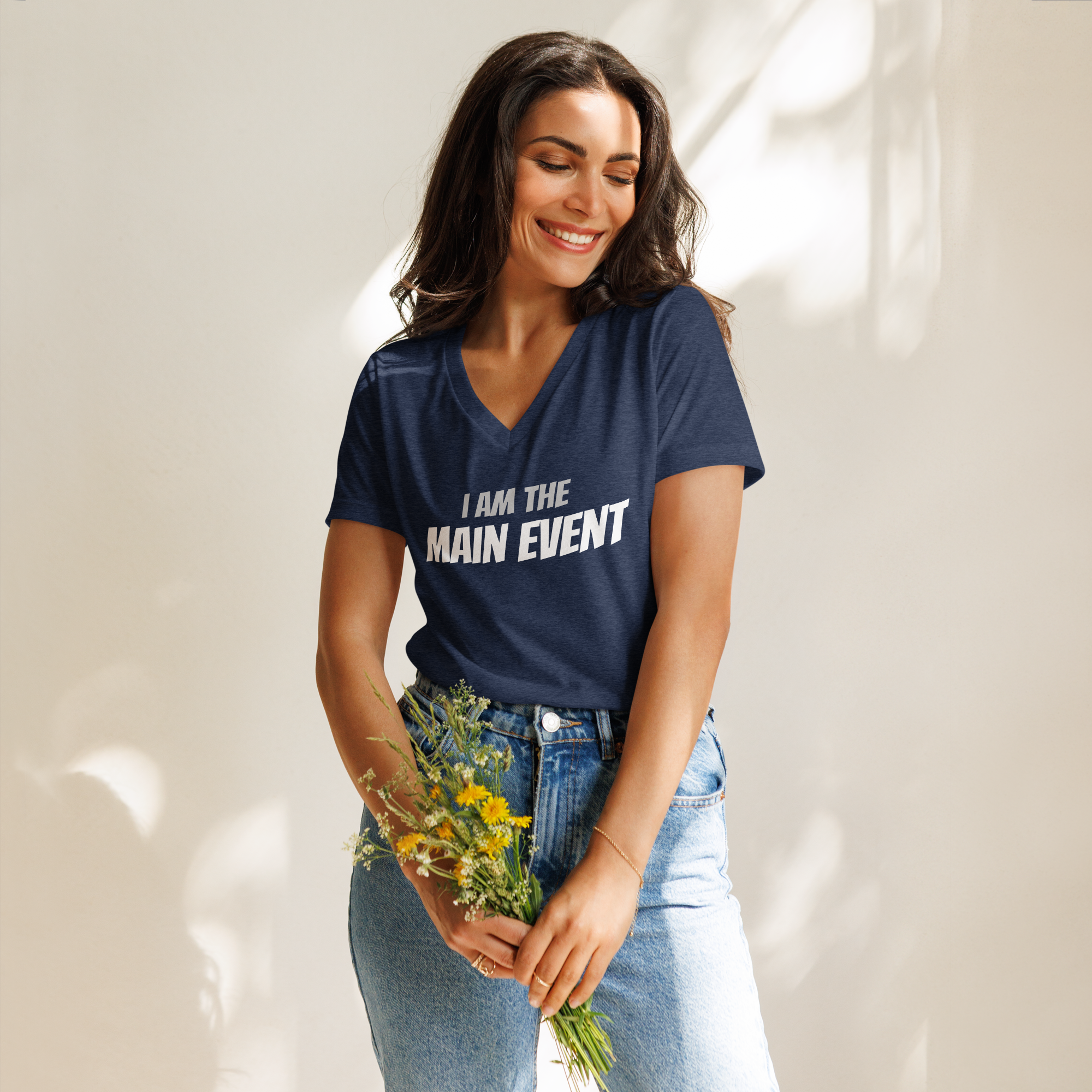 I AM THE MAIN EVENT - Women’s relaxed v-neck t-shirt